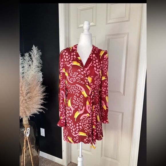 Farm Rio Toucanissimo Long Sleeve Print Beaded Tie Dress size Medium - Picture 2 of 12